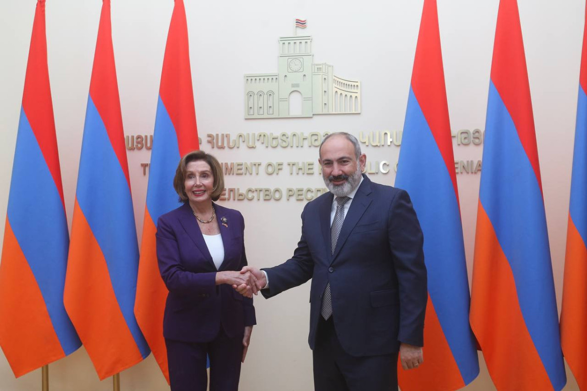 Nensi Pelosi və Nikol Paşinyan
