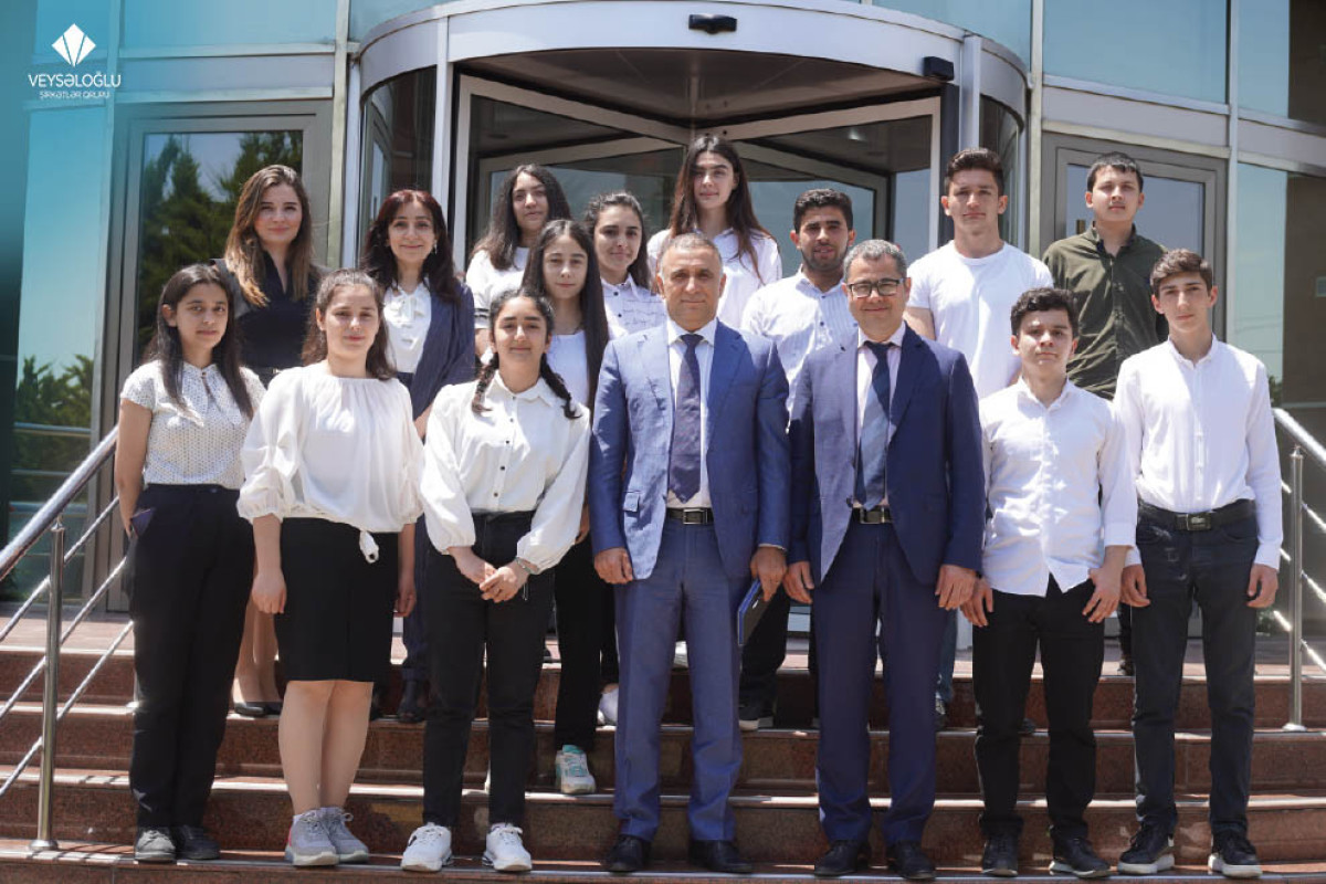 Veysəloğlu Şirkətlər Qrupunun dəstək olduğu gənclər tələbə adını qazandılar - VİDEO 