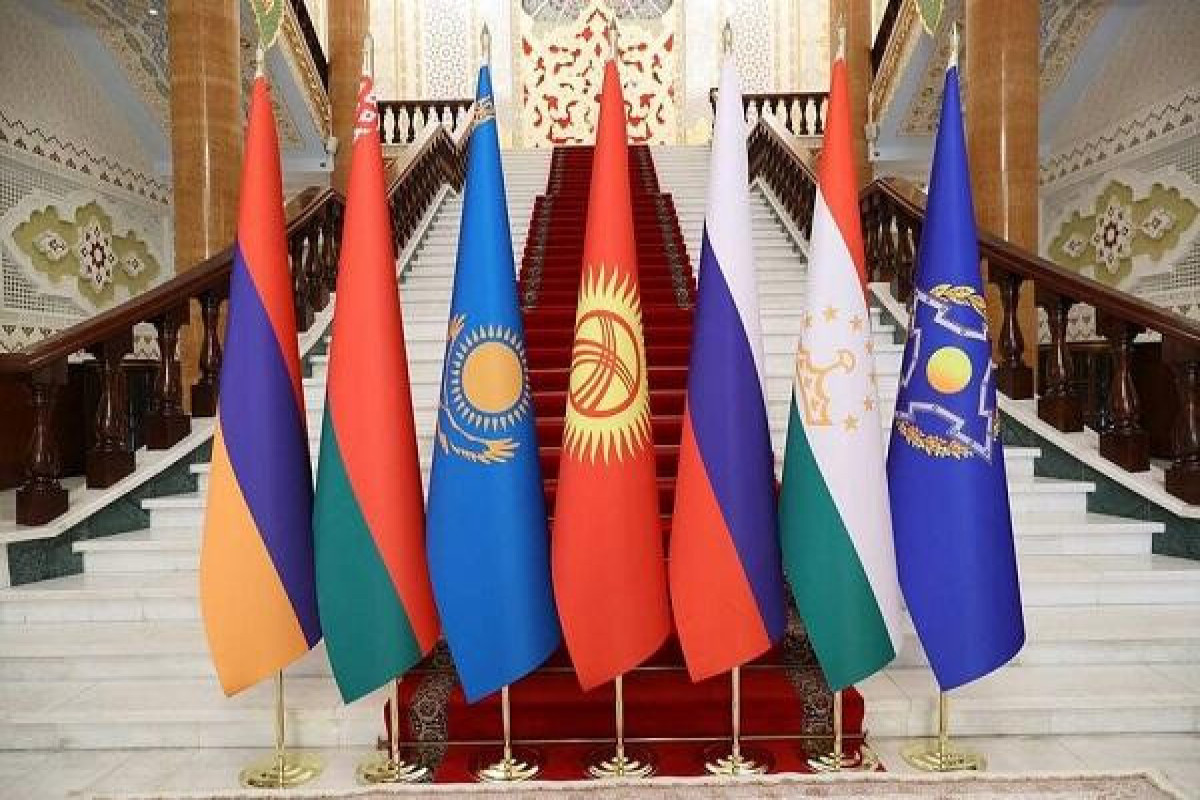 Chief of CSTO operational group meets with Armenian Defense Minister