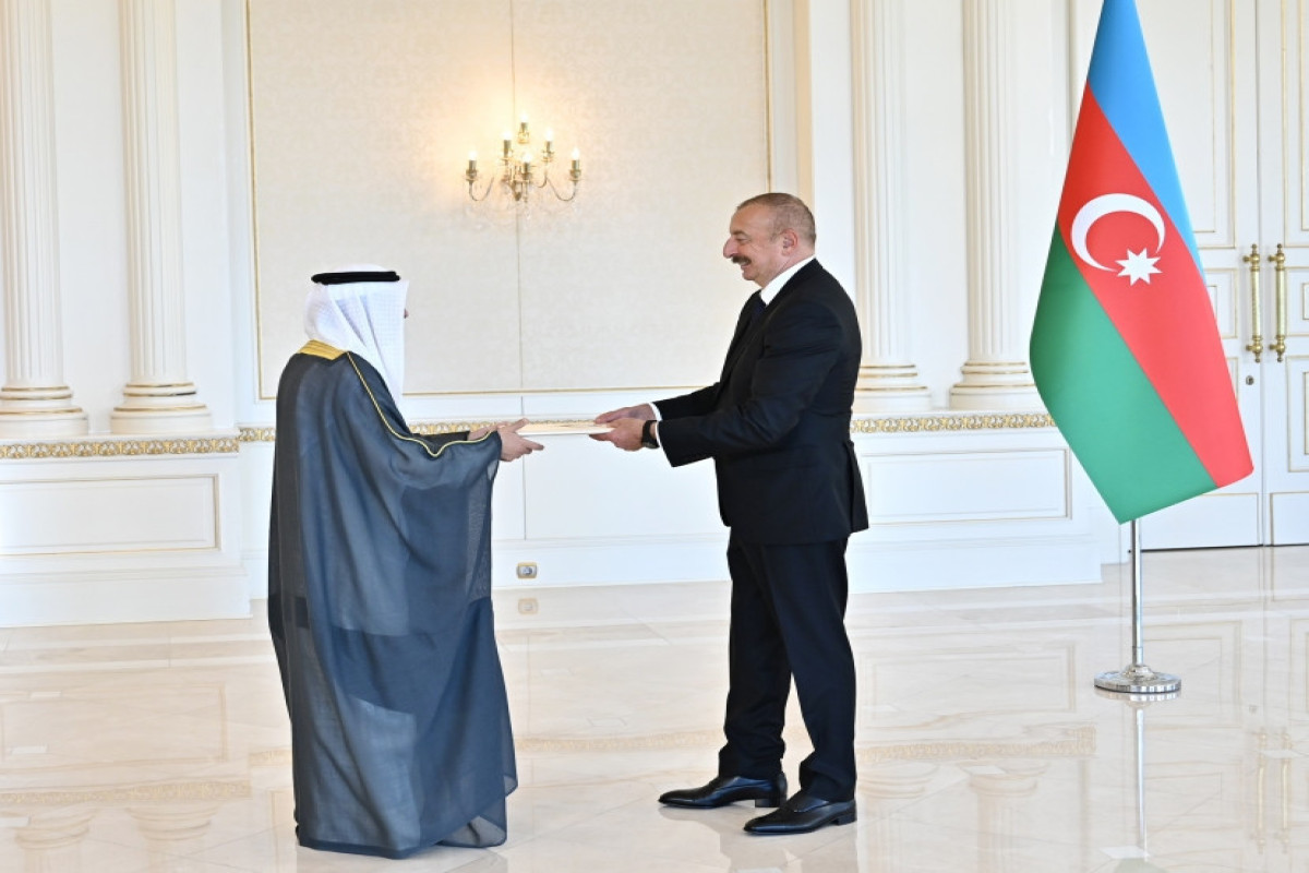 Президент принял верительные грамоты новоназначенного посла Кувейта