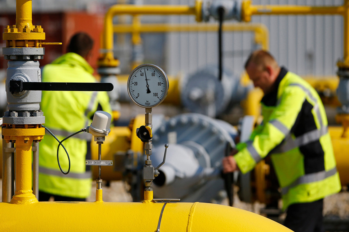 Цена на газ в Европе приблизилась к $2200