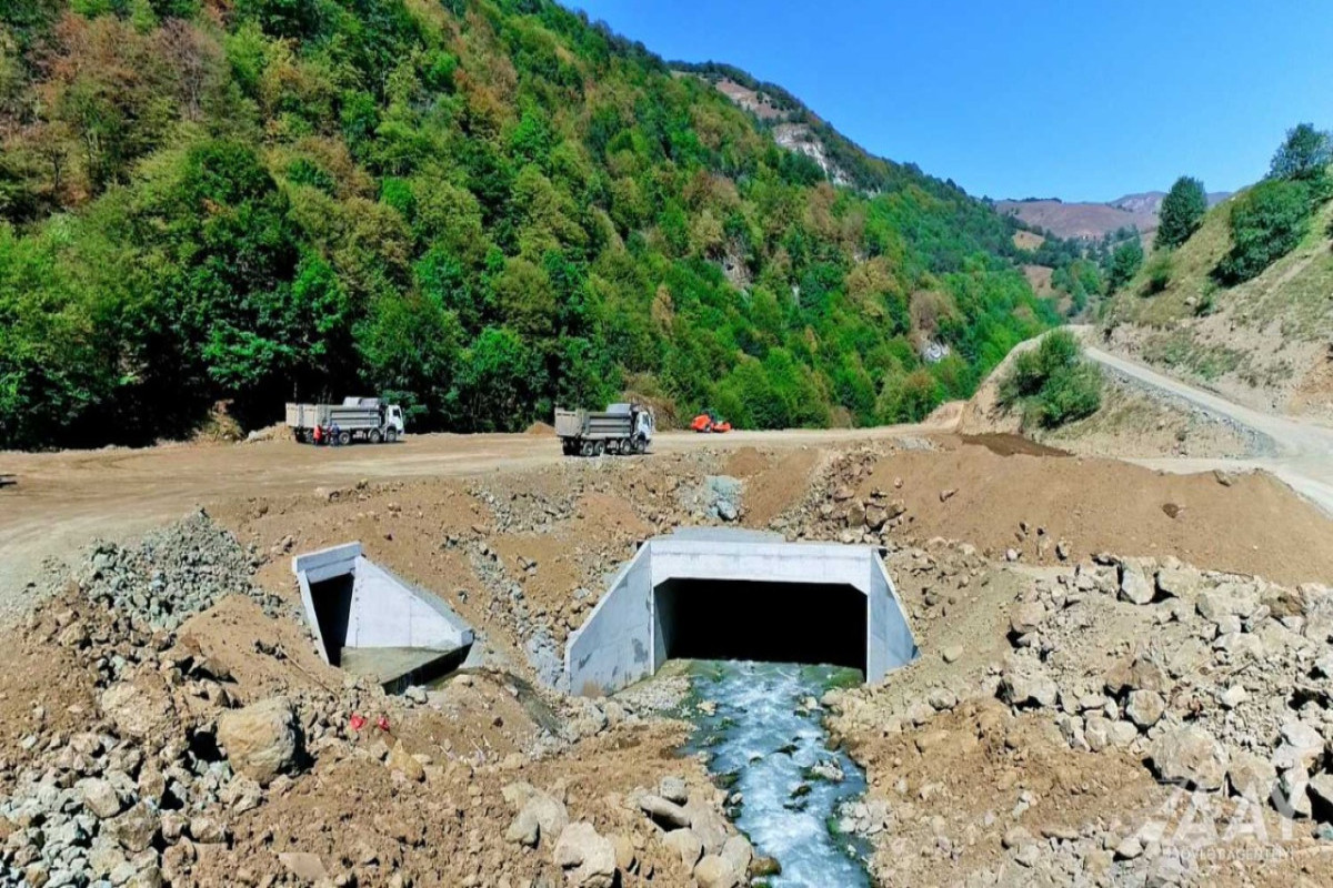 Toğanalı-Kəlbəcər-İstisu yolunun və Murovdağ tunelinin inşası davam etdirilir - FOTO 