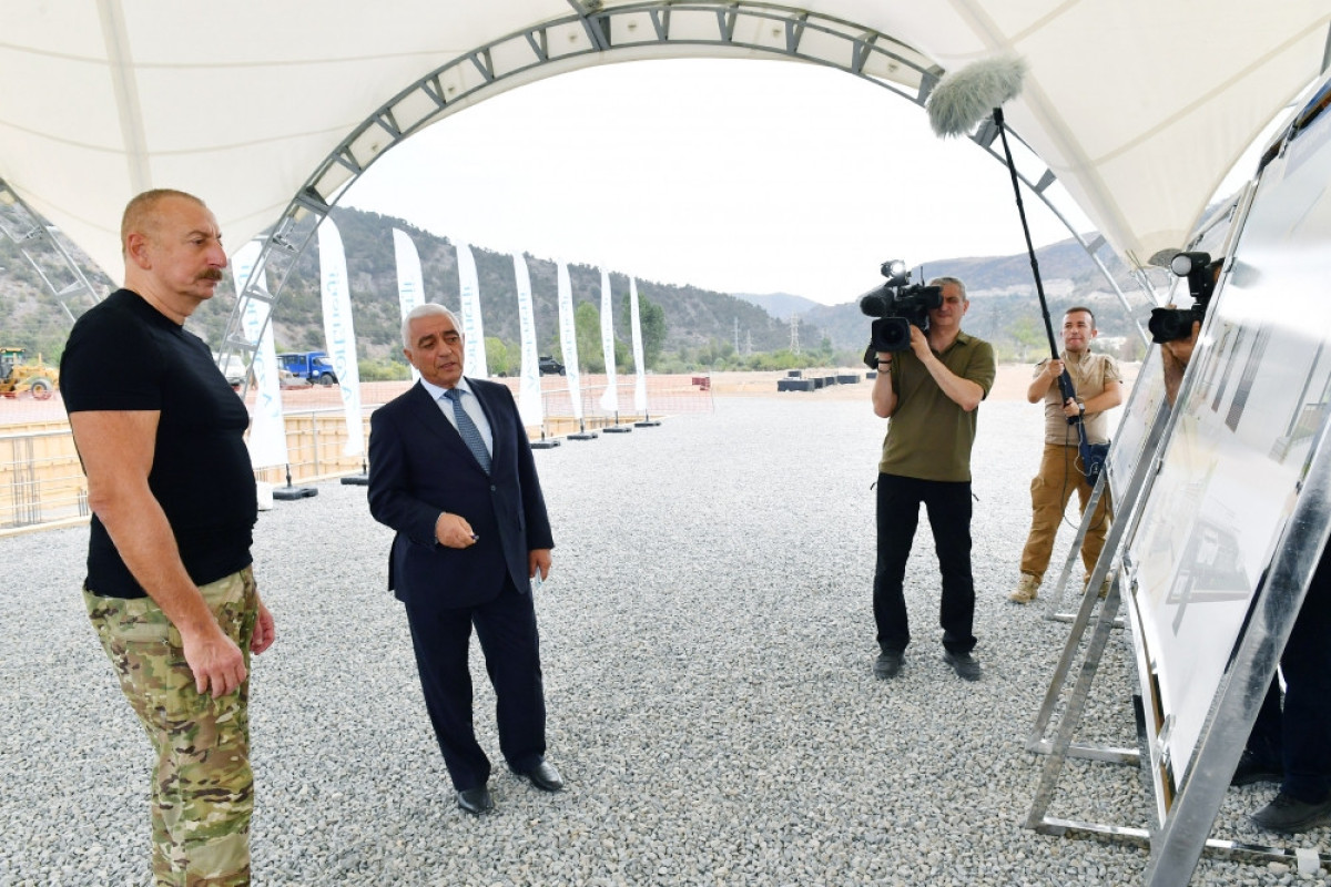 Prezident “Laçın” Qovşaq Yarımstansiyasının təməlqoyma mərasimində iştirak edib  - FOTO 