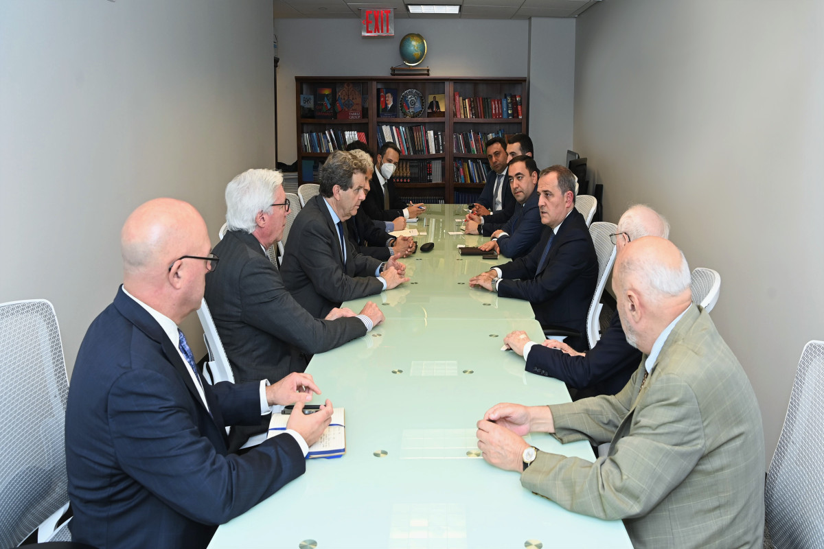 Azerbaijani Foreign Minister meets with heads of Jewish organizations in America