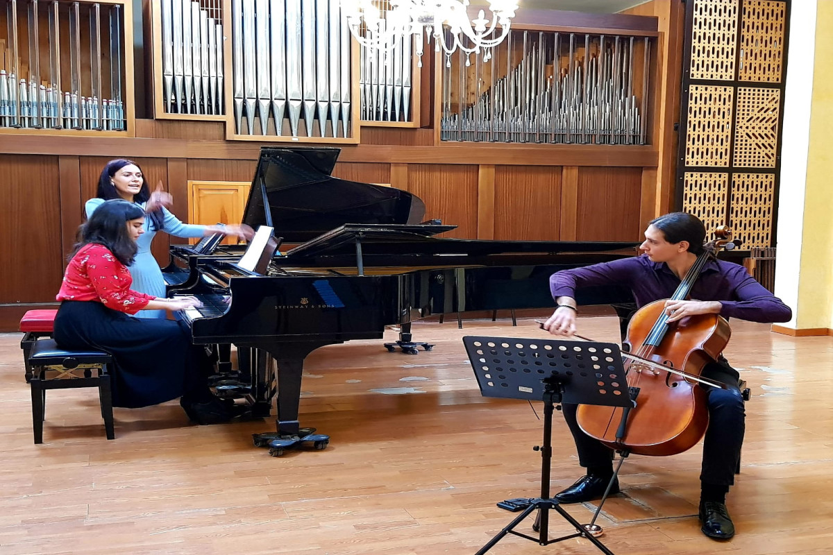 Azerbaijani classical music performed in Italy
