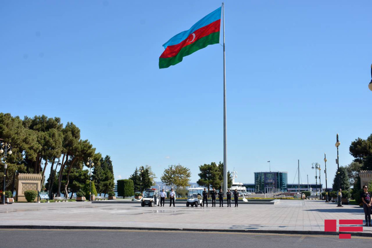 Azerbaijan observes a minute of silence to commemorate martyrs-PHOTO -VIDEO 