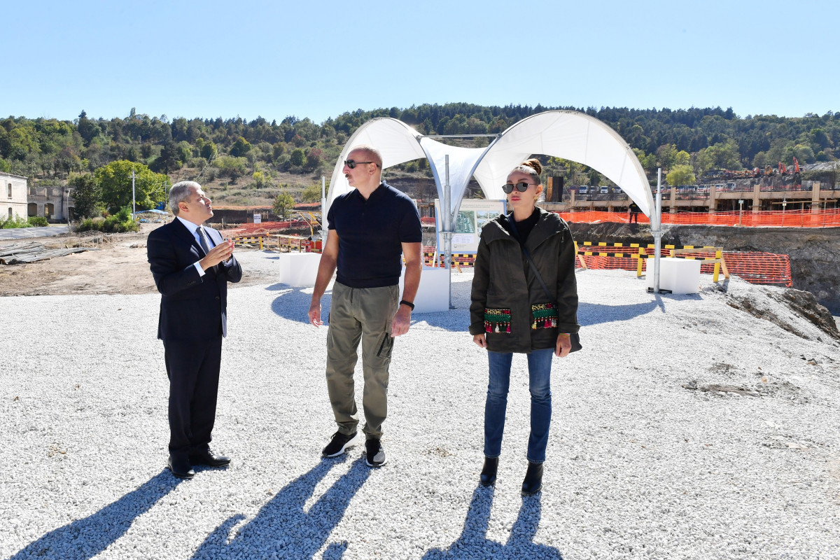 President Ilham Aliyev and First Lady Mehriban Aliyeva viewed progress of works in a number of newly built facilities in Shusha
