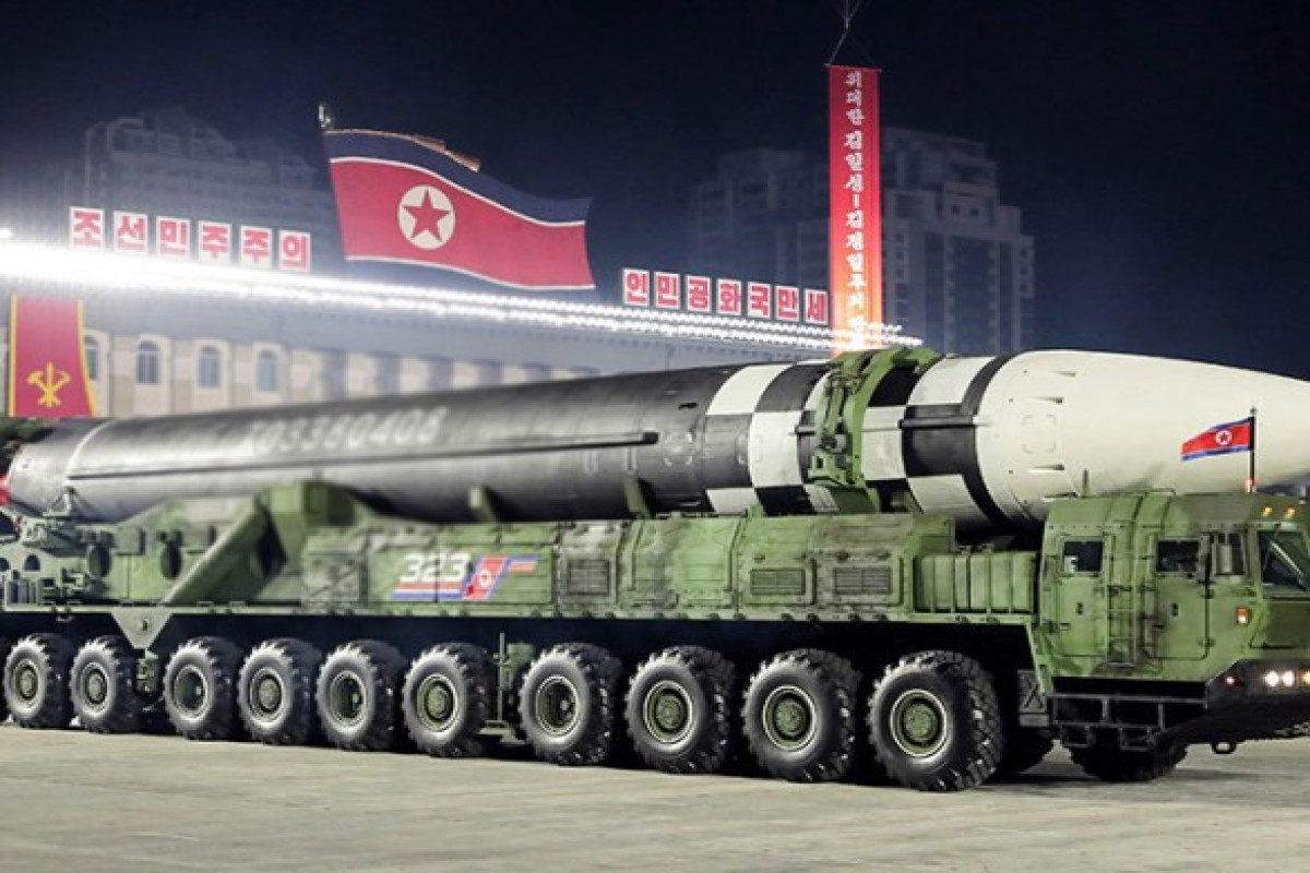 Şimali Koreya ballistik raketlər atıb