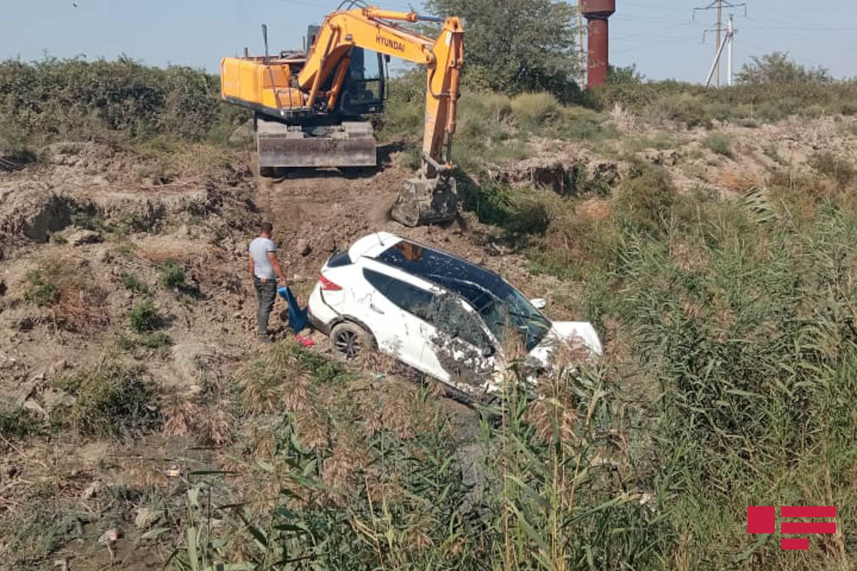 Sabirabadda avtomobil aşıb, 5 nəfər xəsarət alıb - YENİLƏNİB  - VİDEO 