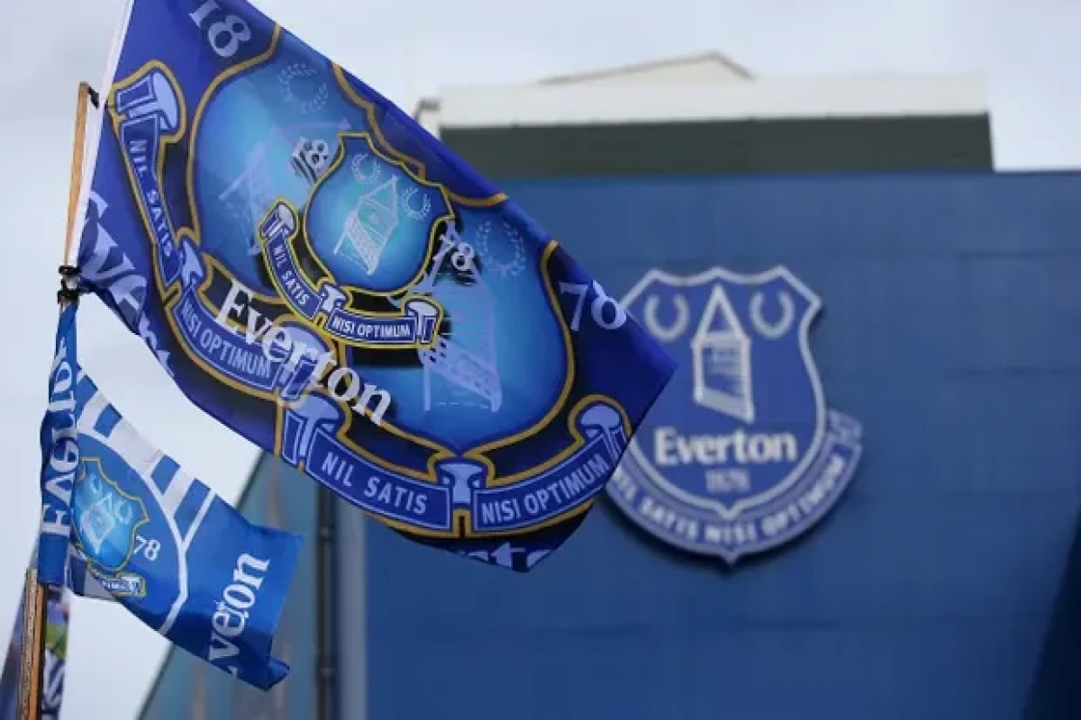 “Everton” klubu satılır