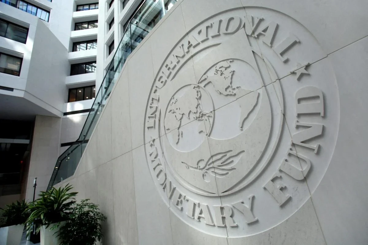 МВФ: Украина вскоре получит первый транш на 15,6 млрд долларов