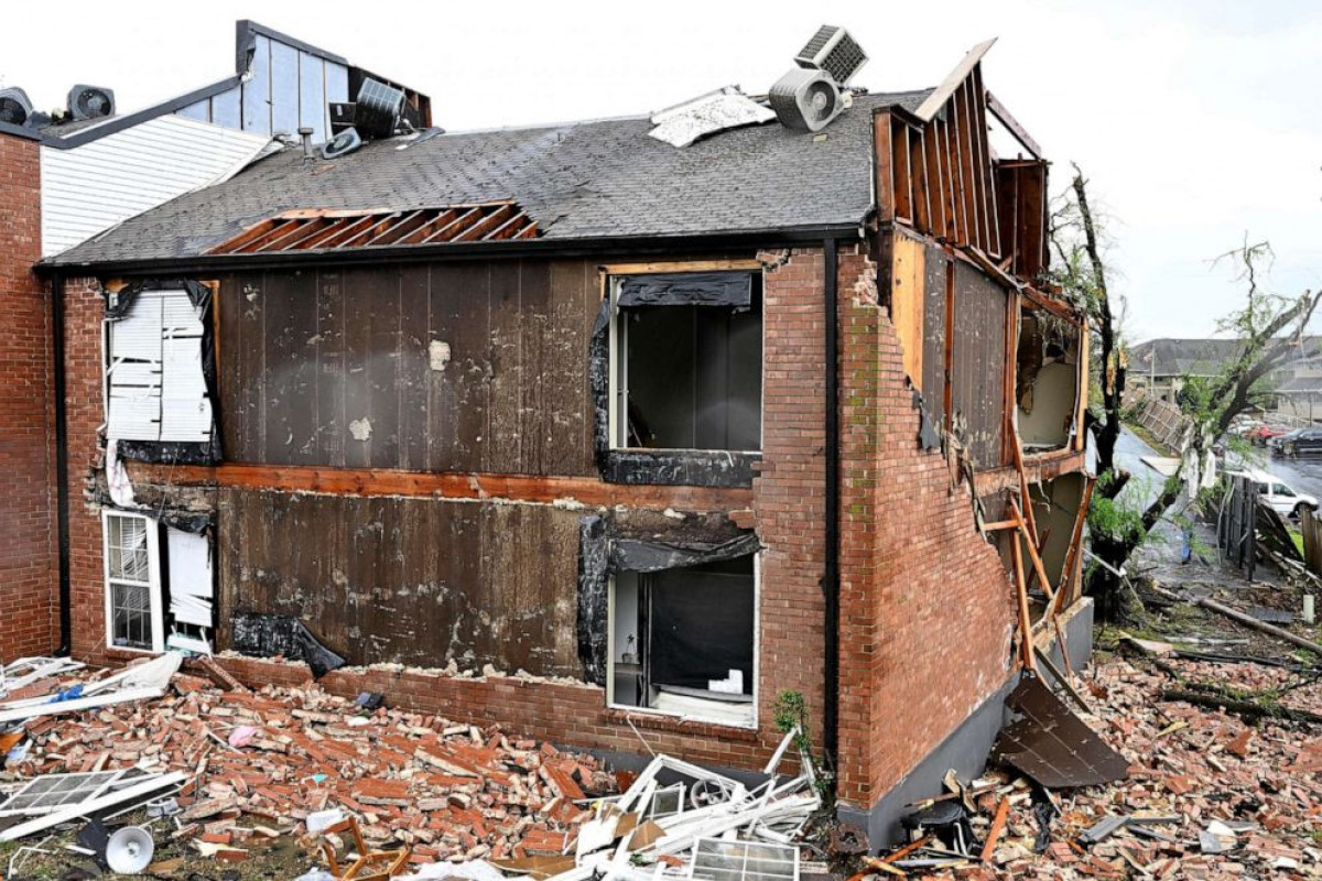 Death toll rises to 21 after tornadoes sweep across the South and the Midwest-PHOTO -UPDATED-1 