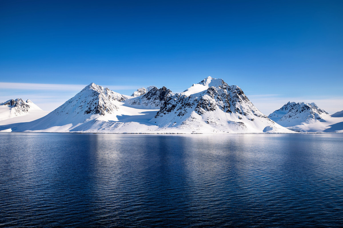Сход лавин на севере Норвегии привел к гибели четырех человек