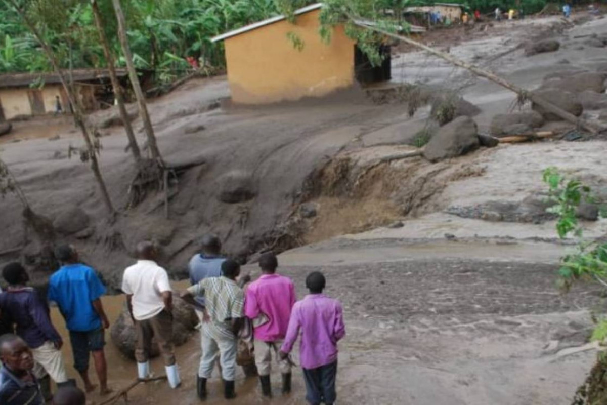 СМИ: Не менее 19 человек погибли в результате оползня в ДР Конго