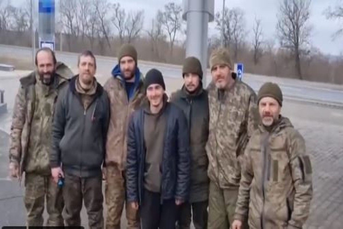 Ukrayna 10 hərbçisini Rusiya əsirliyindən qaytarıb - FOTO 