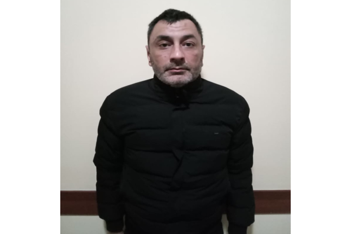 Goranboyda qəbiristanlıqda maşına atəş açan şəxs saxlanılıb