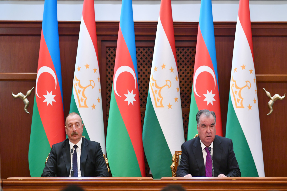 Emoməli Rəhmon: Biz Azərbaycanın əlverişli tranzit imkanlarından fəal istifadə olunmasını davam etdirəcəyik