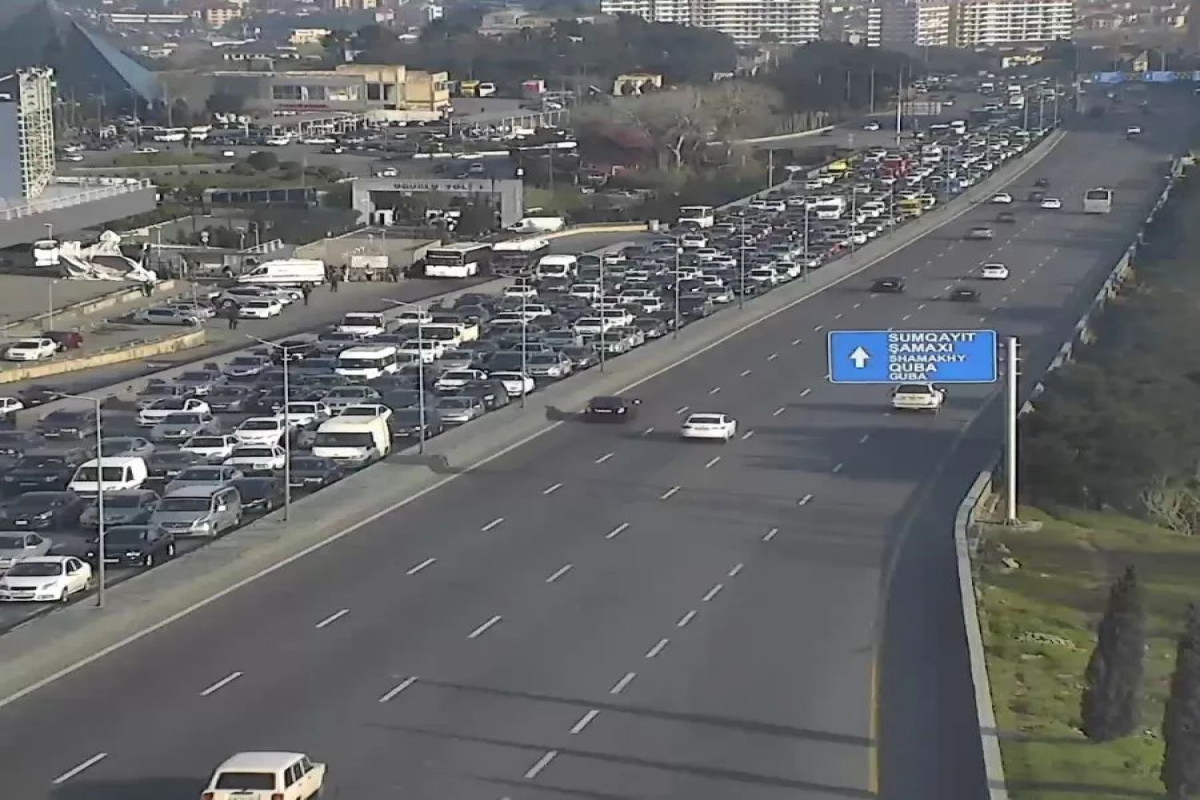 Bakıda sıxlıq müşahidə edilən yollar - SİYAHI 