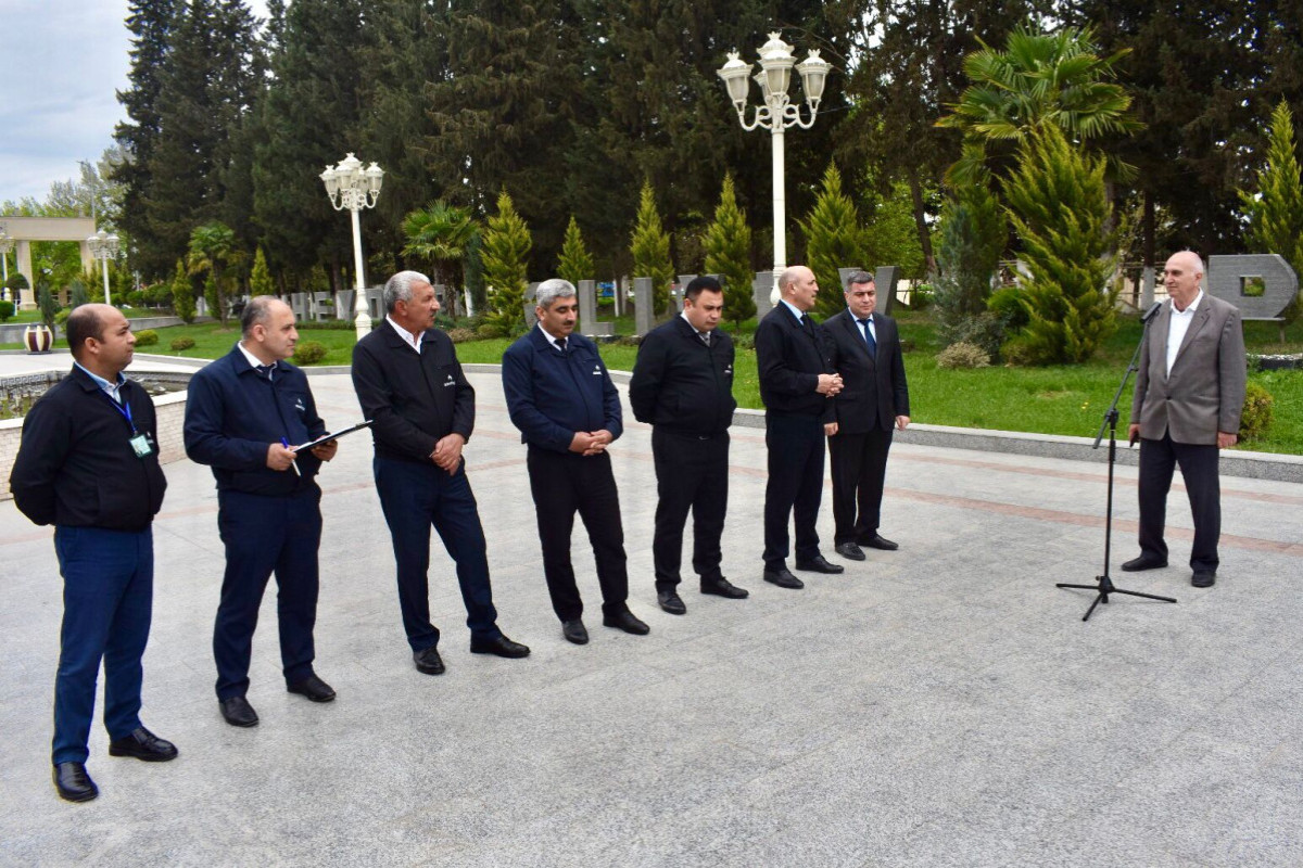 “Açıq mikrofon” aksiyası həftənin ilk iş günündə Kürdəmirdə keçirilib - FOTO 