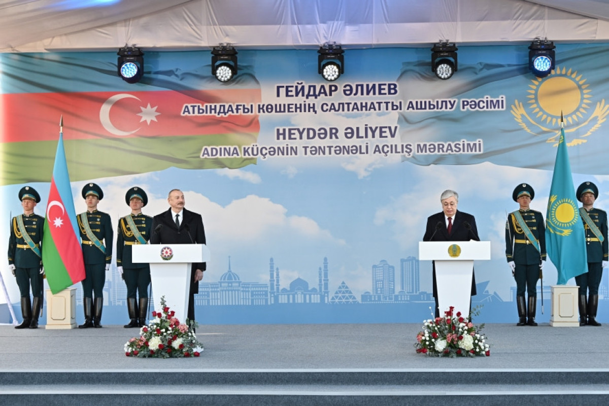 Tokayev: Heydər Əliyev Qazaxıstan-Azərbaycan münasibətlərinin təşəkkülünə və möhkəmlənməsinə çox qiymətli töhfələr verib