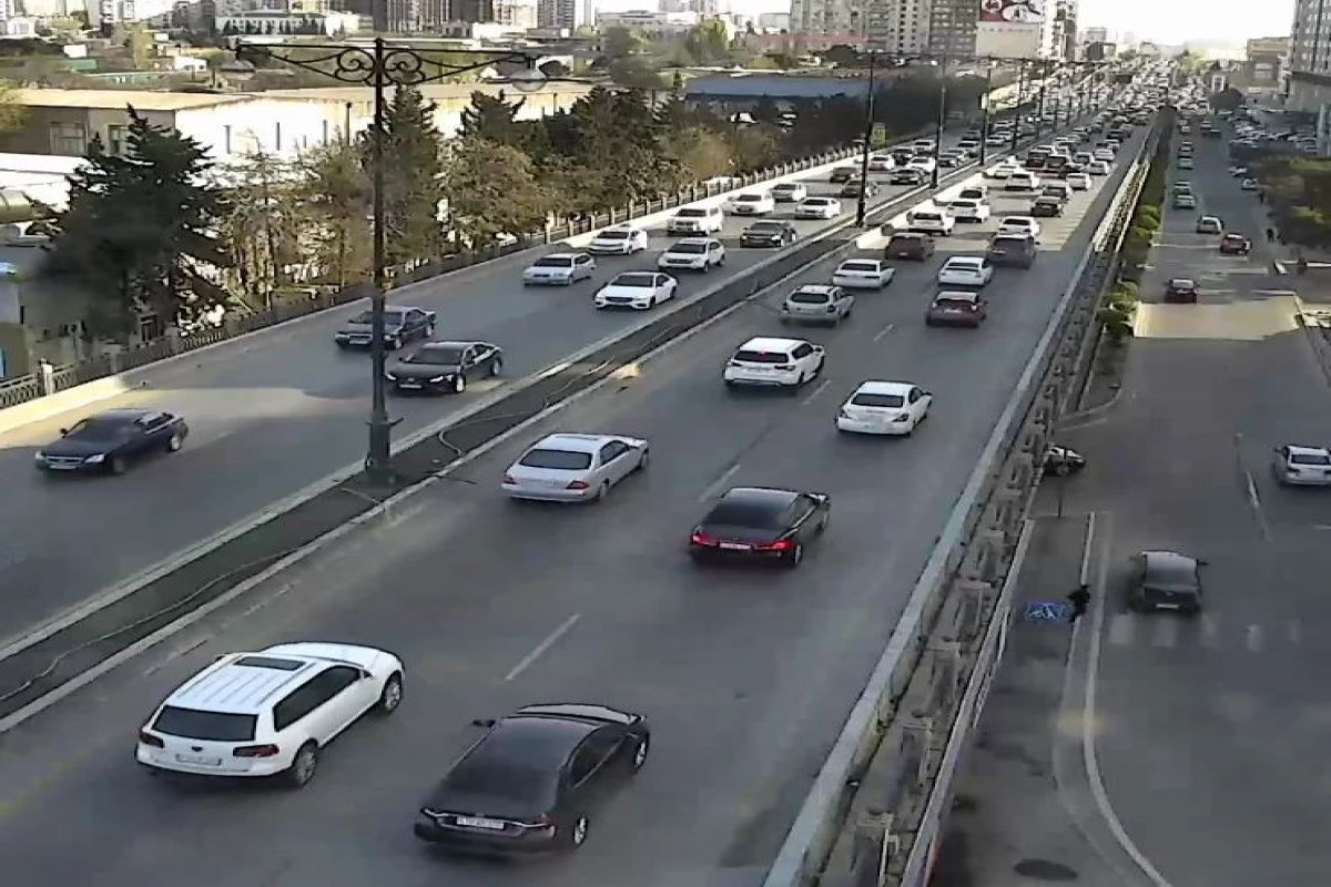Bakıda sıxlıq müşahidə edilən yollar - SİYAHI 