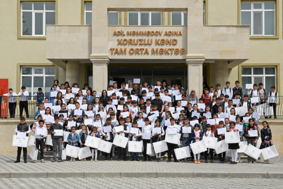 RİİN “Heydər Əliyev İli” çərçivəsində maarifləndirici kampaniya keçirib