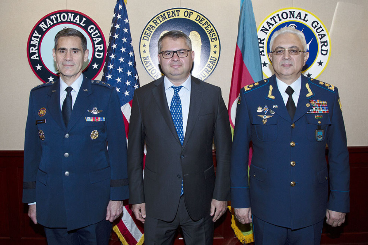 ABŞ-da Azərbaycanla hərbi əməkdaşlıq və pilotların hazırlığı müzakirə edilib - FOTO 