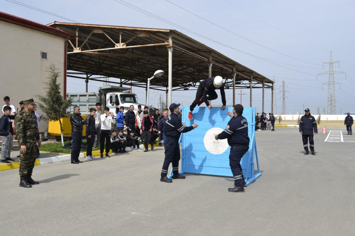 Sumqayıtda “Gənc xilasedici və yanğınsöndürən” yarışlarının zona birinciliyi keçirilib