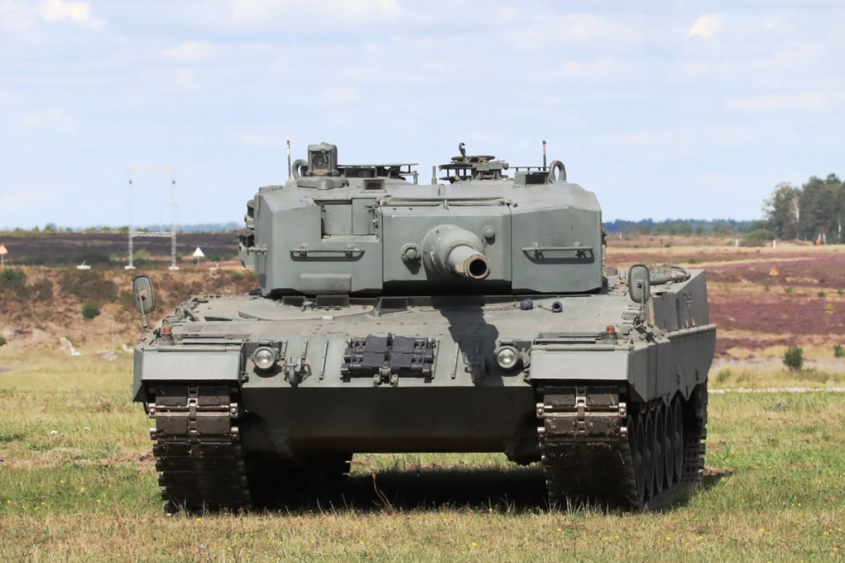 Slovakiya Almaniyadan ikinci "Leopard" tankını qəbul edib