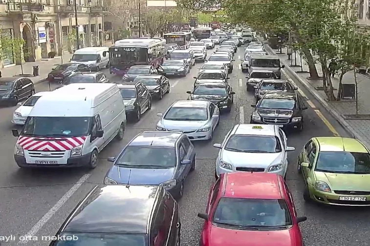 Bakıda sıxlıq müşahidə edilən yollar - SİYAHI 
