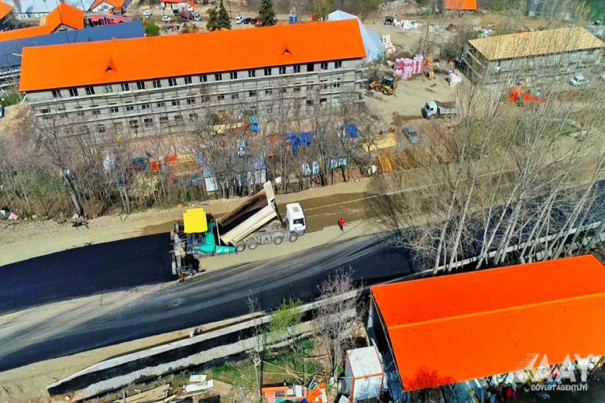 Laçın şəhərdaxili yolların bərpası və hava limanının tikintisi ilə əlaqədar qazma-partlayış işləri sürətlə aparılır - FOTO 