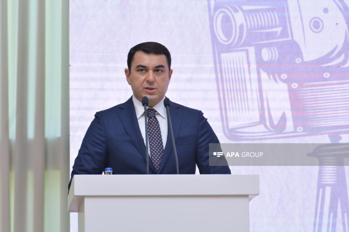mədəniyyət naziri Adil Kərimli