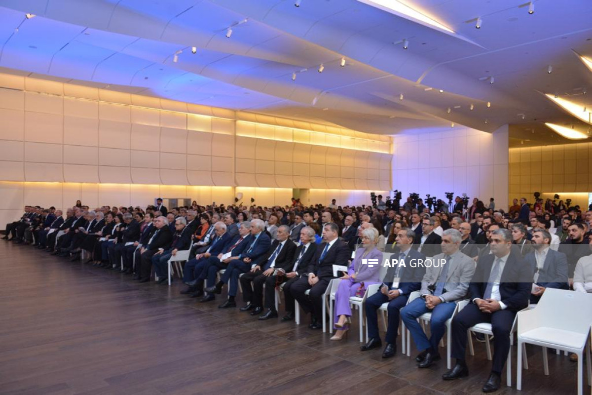 Cəmil Quliyev müəllif kinosunu inkişaf etdirməyə çağırıb
