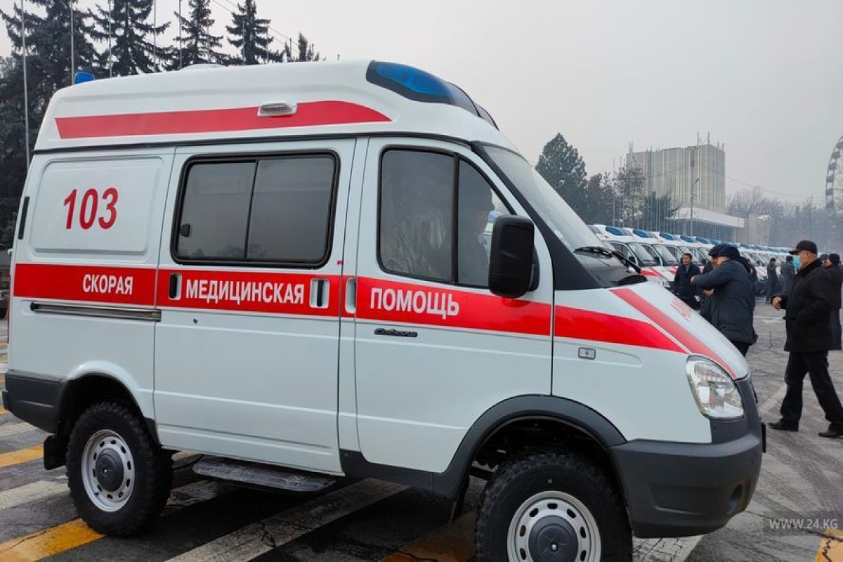 Bus carrying schoolchildren crashed in Bishkek and 18 people were injured