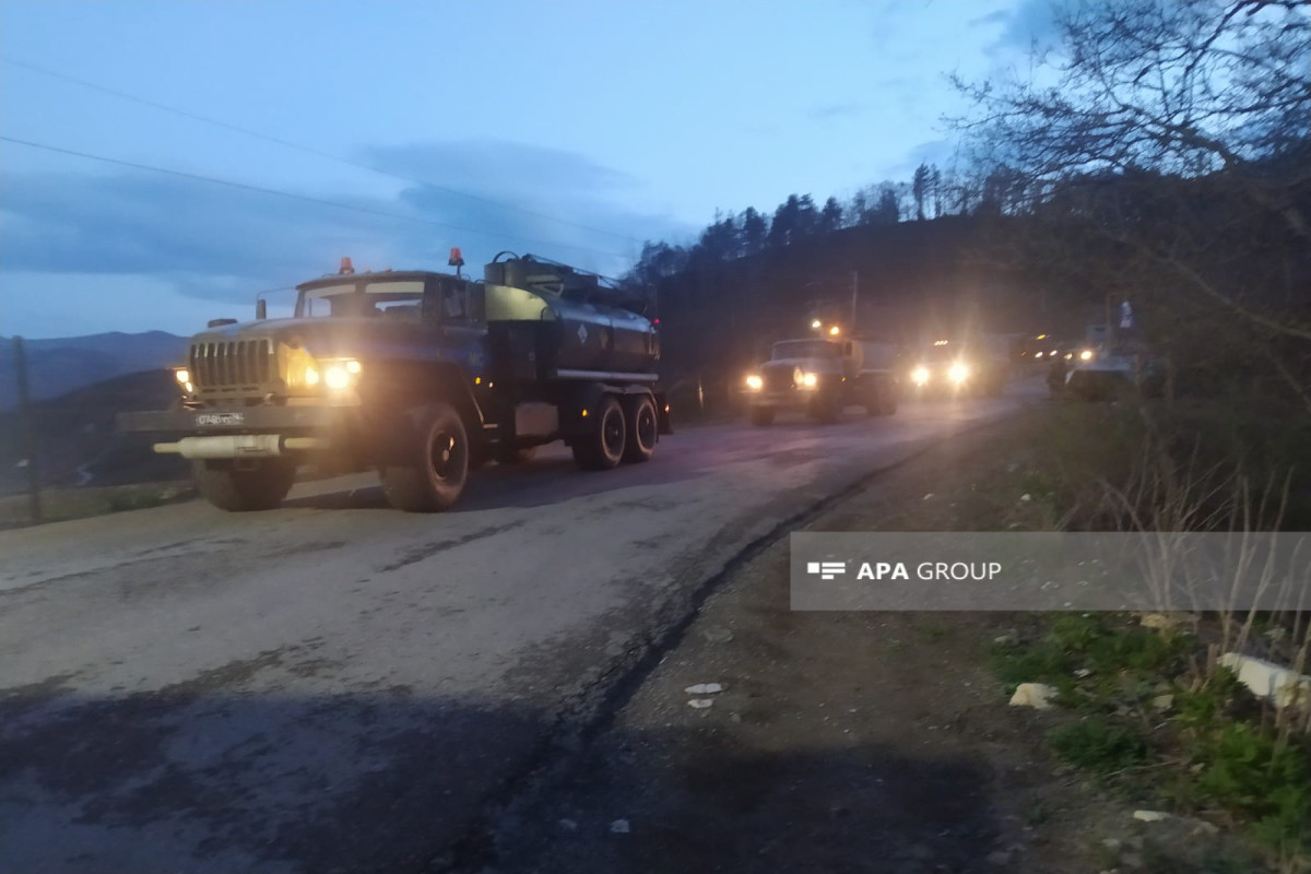 RSK-nın maşın karvanı aksiya keçirilən yoldan keçid edərək Xankəndinə gedib - FOTO  - YENİLƏNİB 