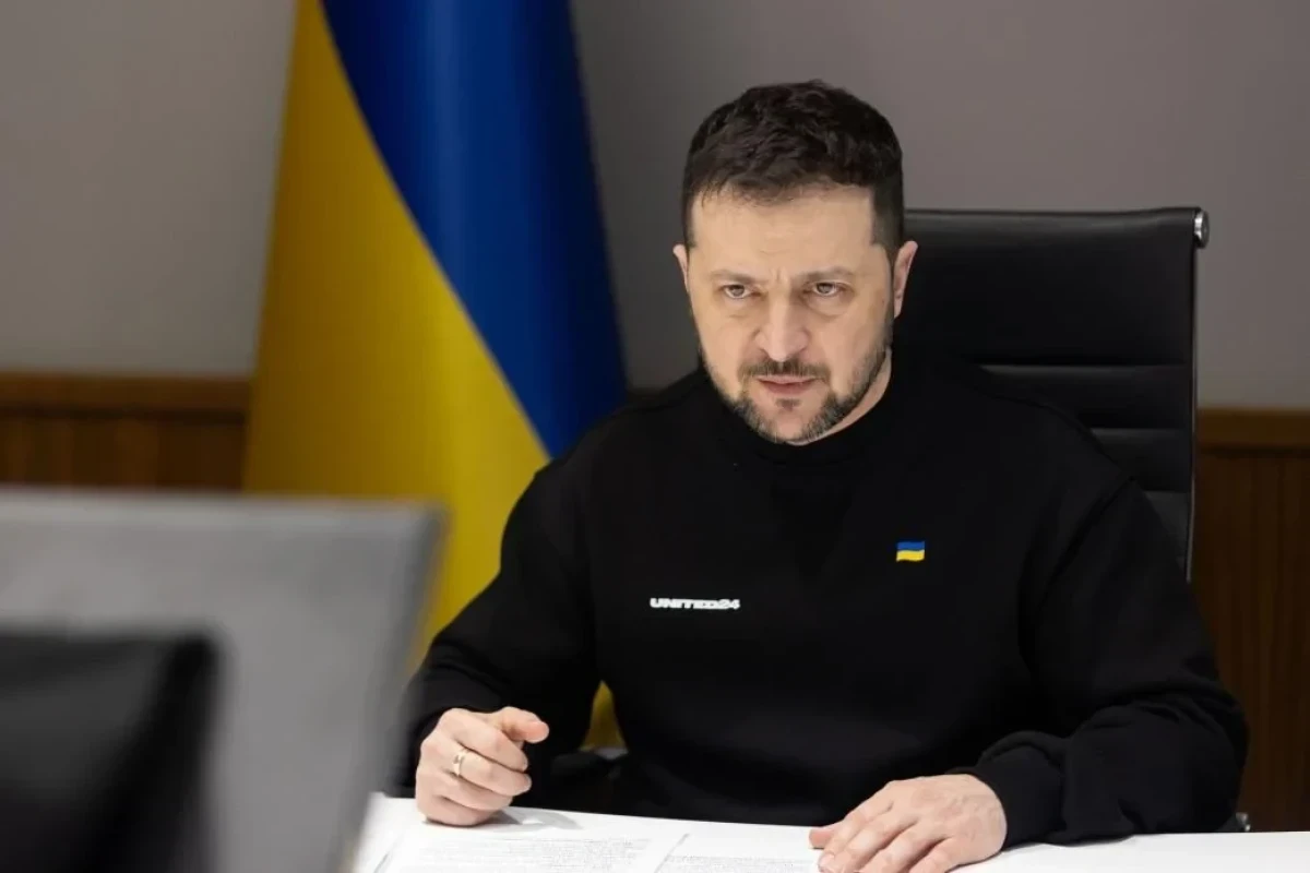 Zelenski: "Ukrayna cəbhədə aktiv əməliyyatlara hazırlaşır, bunlar qaçılmazdır"
