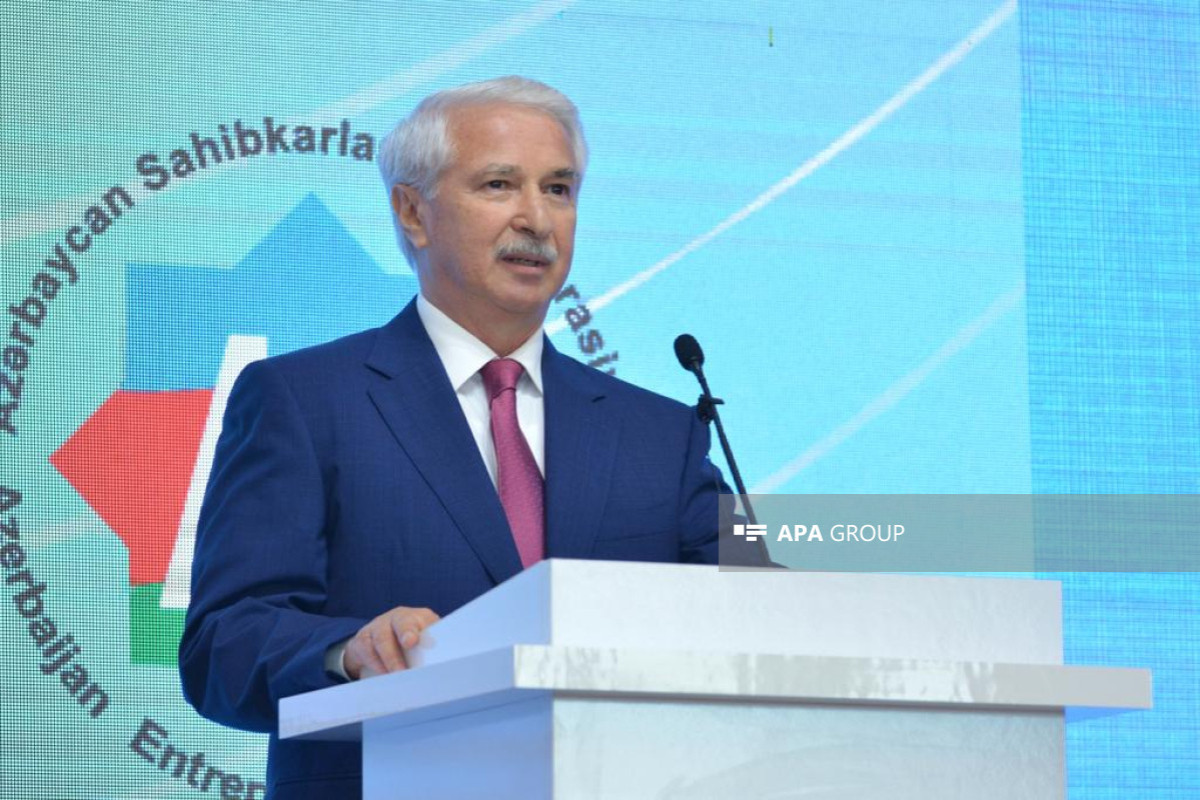 Sahib Ələkbərov: Sahibkarlar indi daha şəffaf işləyirlər