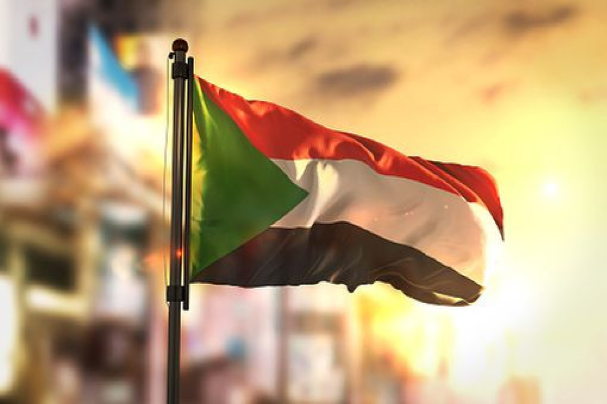 ООН: Сотни тысяч людей могут бежать из Судана