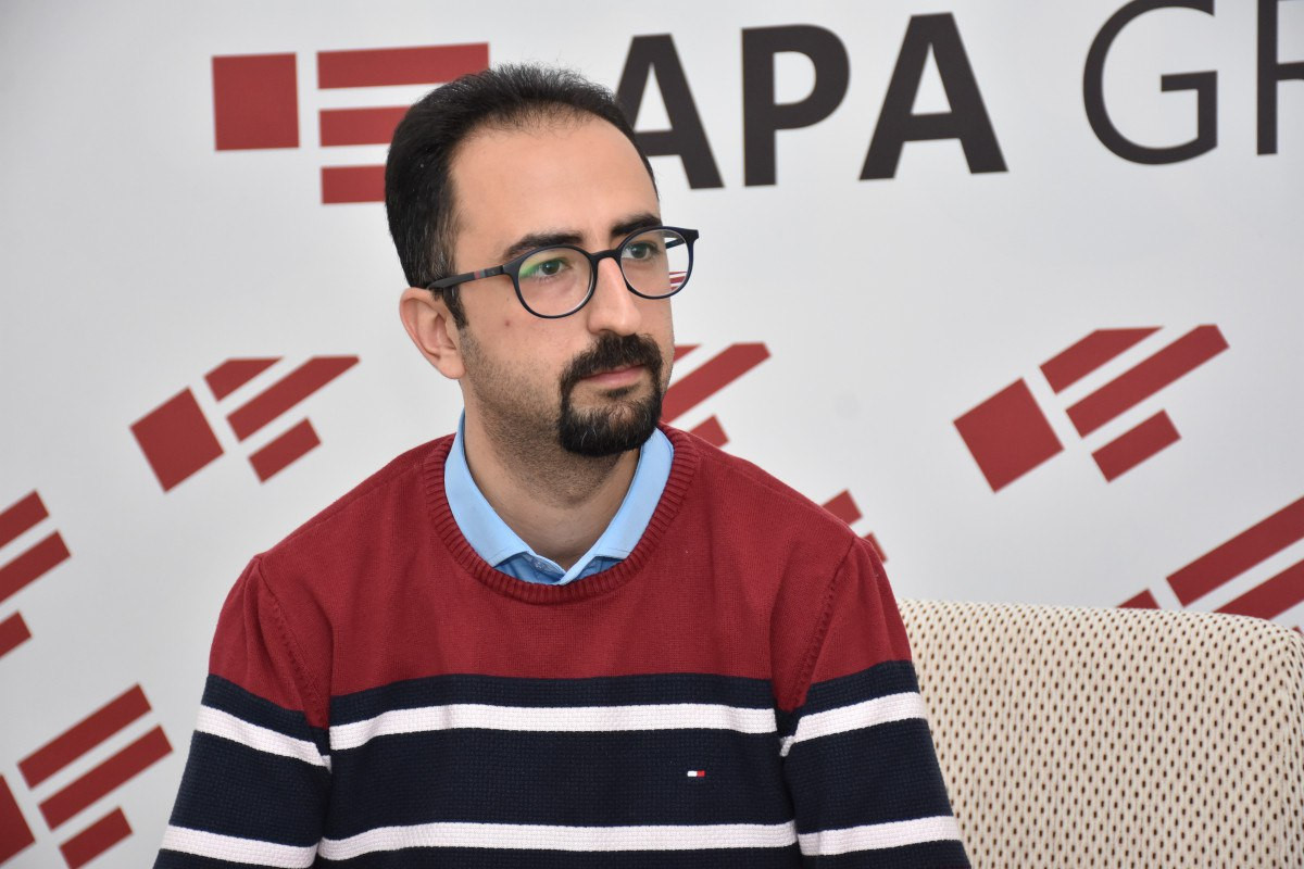 Azerbaijani poet, and translator Umid Najjari
