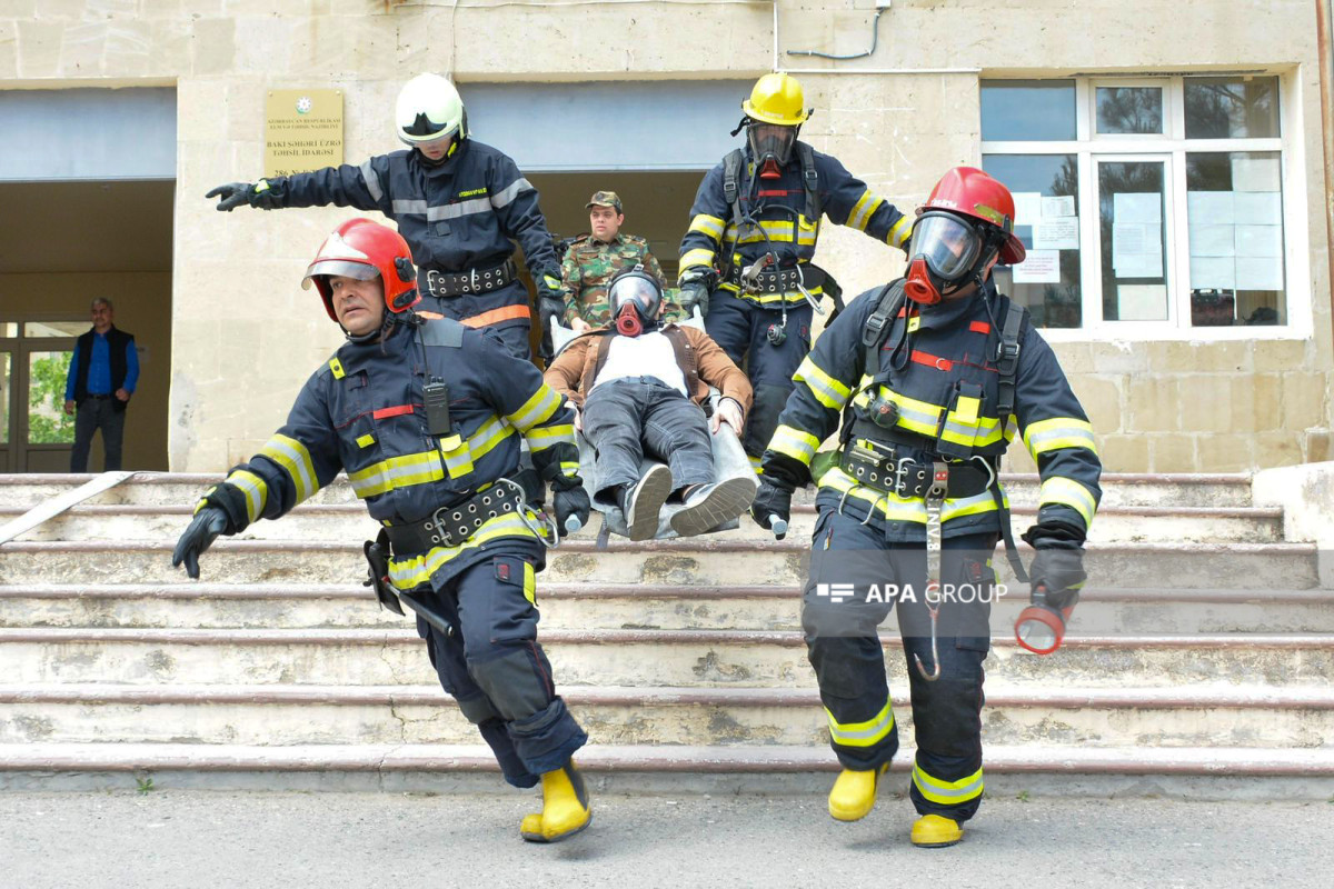 FHN Yasamalda orta məktəbdə təlim keçirib - FOTO 