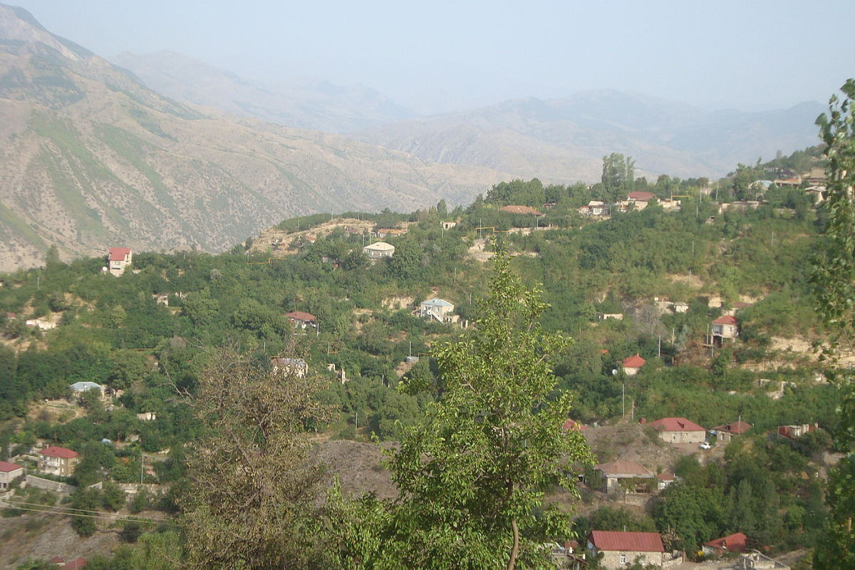 Laçında azad edilmiş ərazidə insana məxsus olması ehtimal edilən sümük aşkarlanıb