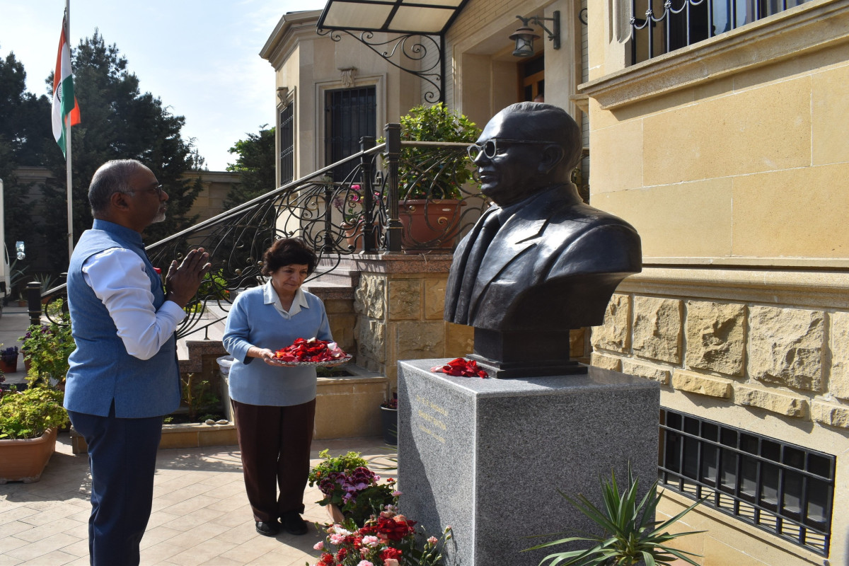 Hindistanın yeni səfiri Azərbaycana gəlib
