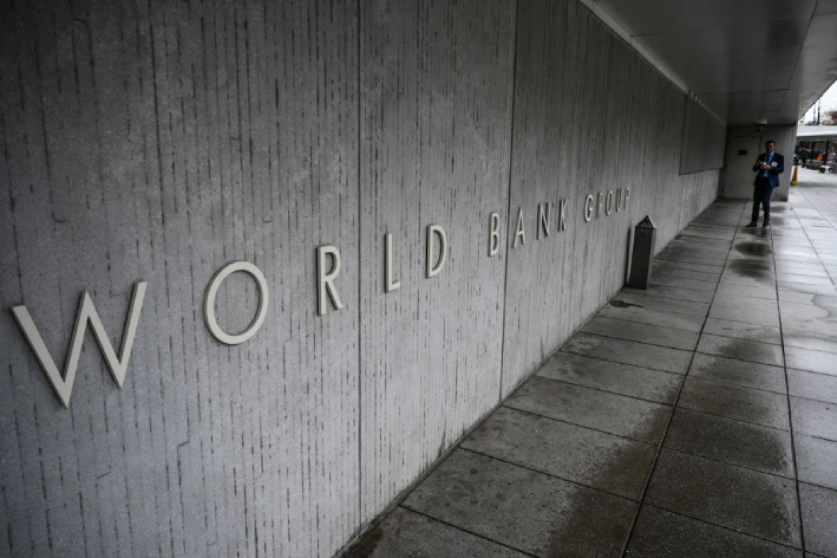 World Bank updates its oil price forecast
