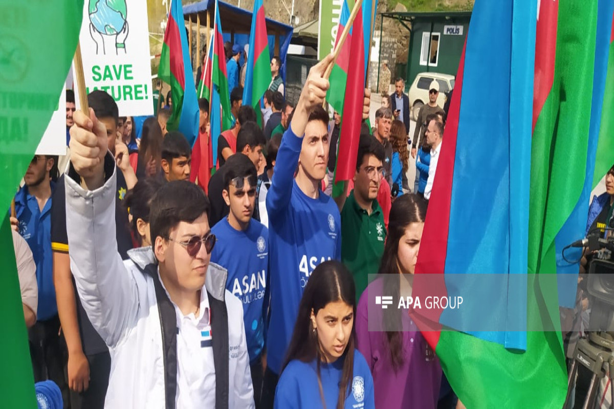 Azerbaijani eco-activists' protest action on Lachin-Khankandi road is temporarily suspended-PHOTO -UPDATED 