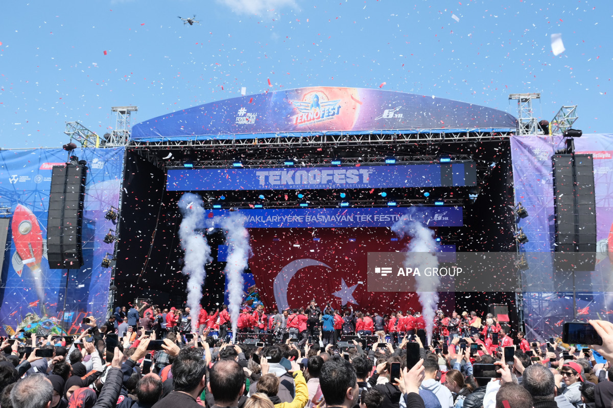 İstanbulda 7-ci “TEKNOFEST” Festivalı - FOTOLENT 