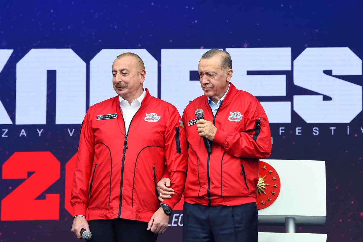 Ərdoğan “TEKNOFEST”in bütün bu ixtiraların rəmzi olduğunu və daha böyük uğurlara imza atacağını vurğulayıb
