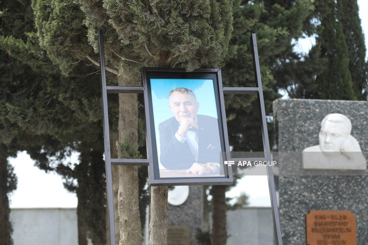 Xalq artisti Aftandil İsrafilov II Fəxri xiyabanda dəfn olunub - FOTO 