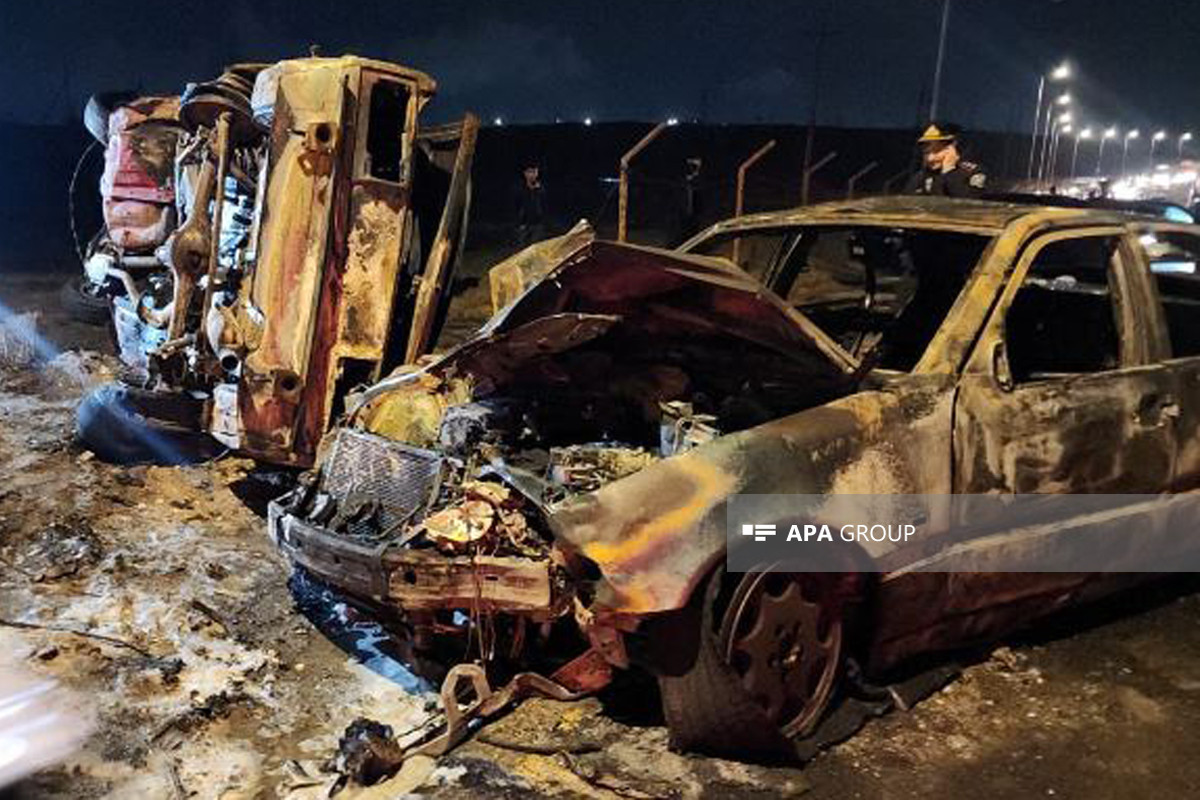 Страшное ДТП в Баку: три человека сгорели заживо-ФОТО -ОБНОВЛЕНО 