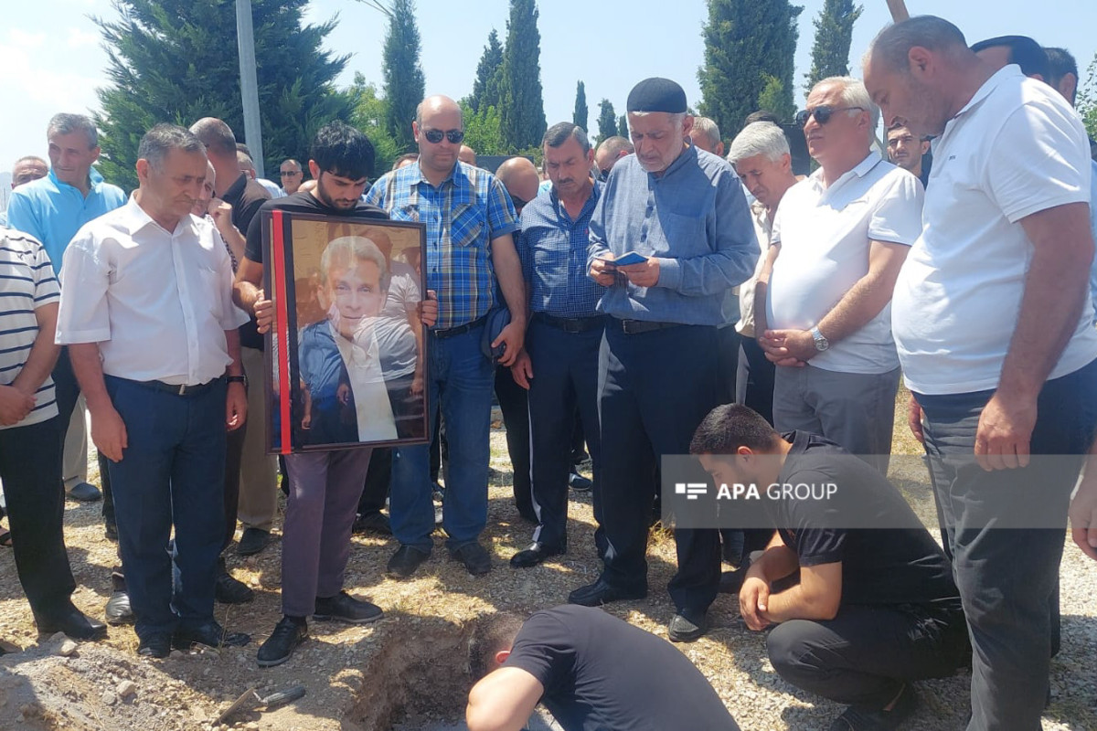 Surət Hüseynov Gəncədə dəfn olunub - YENİLƏNİB 