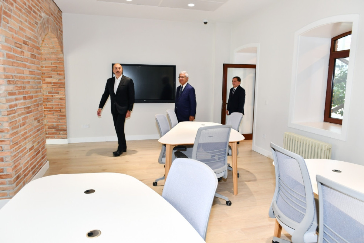 Prezident Qazax Müəllimlər Seminariyası ADA Universiteti Qazax Mərkəzində yaradılan şəraitlə tanış olub - FOTO  - YENİLƏNİB 